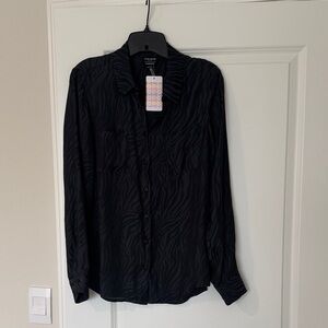 Evereve David Lerner Black zebra button down